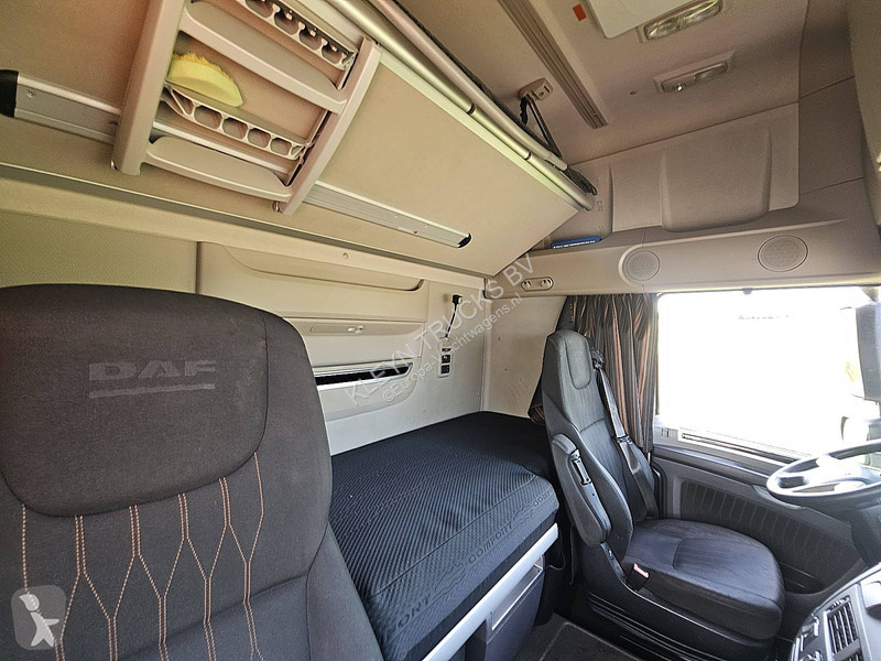 Tracteur DAF 450
