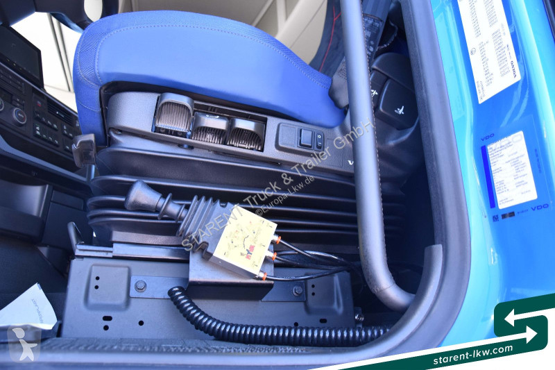 Cabeza tractora Volvo FH 460 LED Standklima...