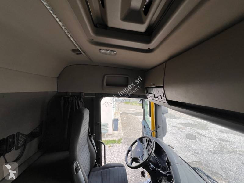 Тягач Scania