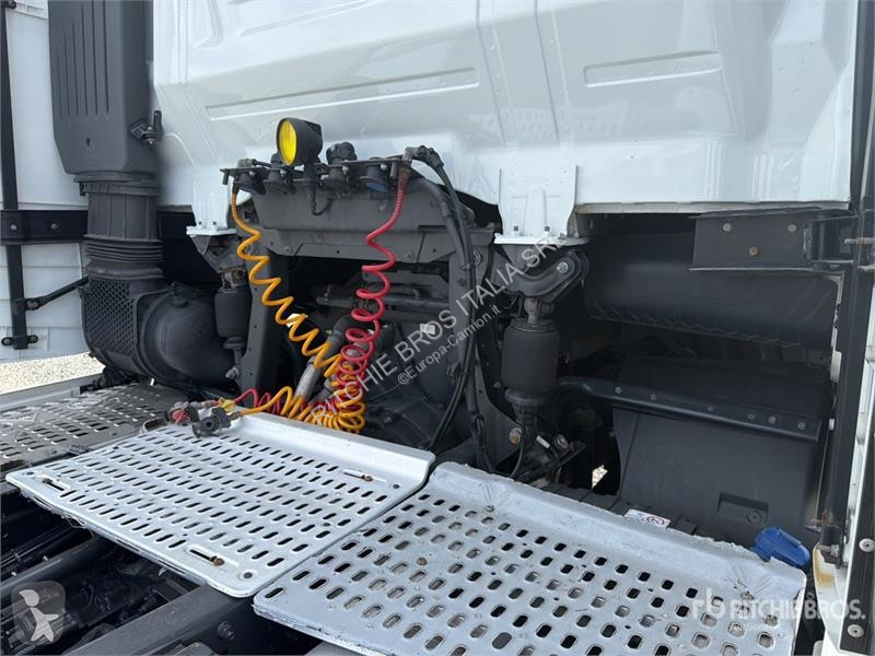 Cabeza tractora Iveco S-way 530