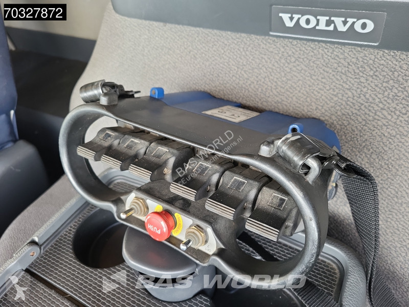 Cabeza tractora Volvo FM 300 4X2 APK 03-2027...