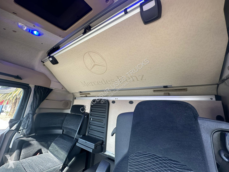 Cabeza tractora Mercedes  1851 LS