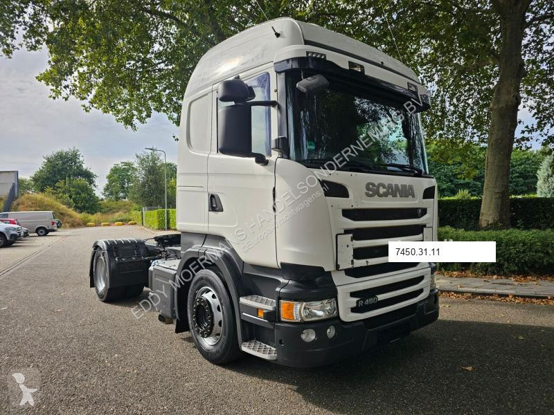 Nyergesvontató Scania Highline