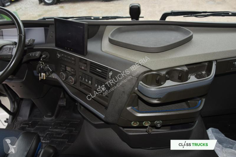 Cabeza tractora Volvo 500 Globetrotter XL