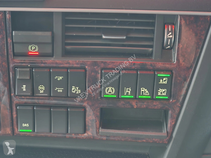 Cabeza tractora Volvo 13500 XL Aero - I...