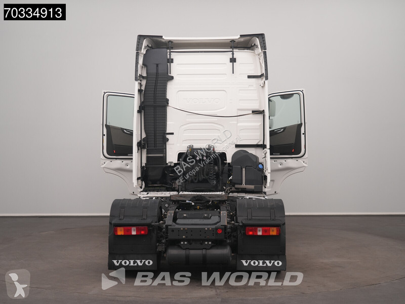 Tahač Volvo FH 460 4X2 Globe APK 08-2027 2x...