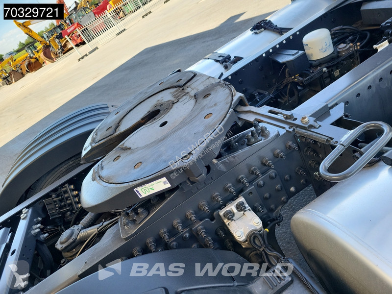 Cabeza tractora Volvo 460  4X2 Retarder 2x...