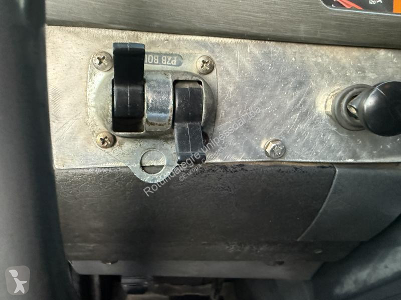 Nyergesvontató Volvo 460 caixa manual  kit...