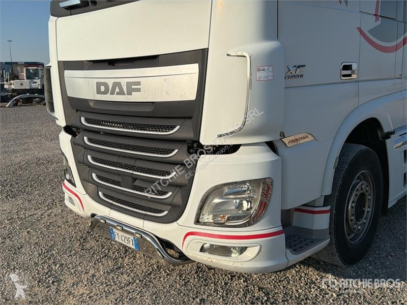 Tratores DAF FT 4x2 S/A Sleeper Truck Tractor