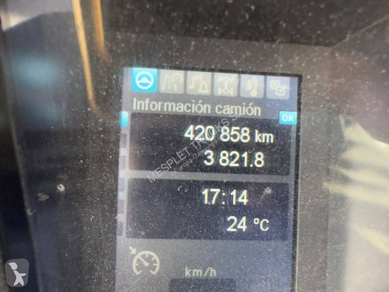 Cabeza tractora Mercedes 2145 AK