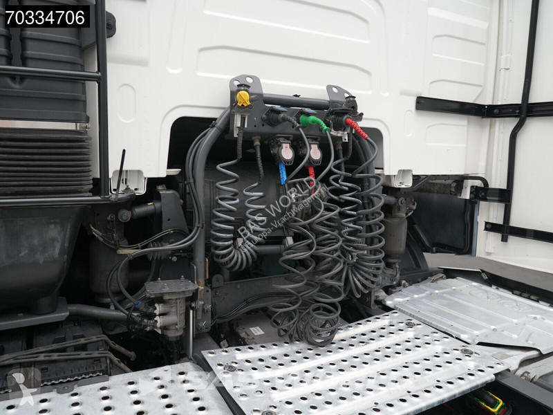 Tractor Volvo 500 4X2 XL 2x Tanks I-ParkCool...