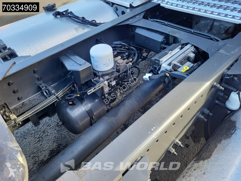 Nyergesvontató Volvo FH 460 4X2 Globe APK...