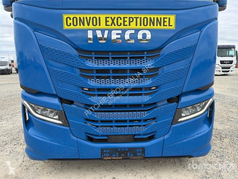 Cap tractor Iveco s-way 490 4x2 S/A Sleeper...