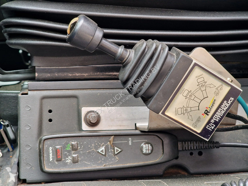 Tratores Volvo 13500 Globetrotter 4x2 -...