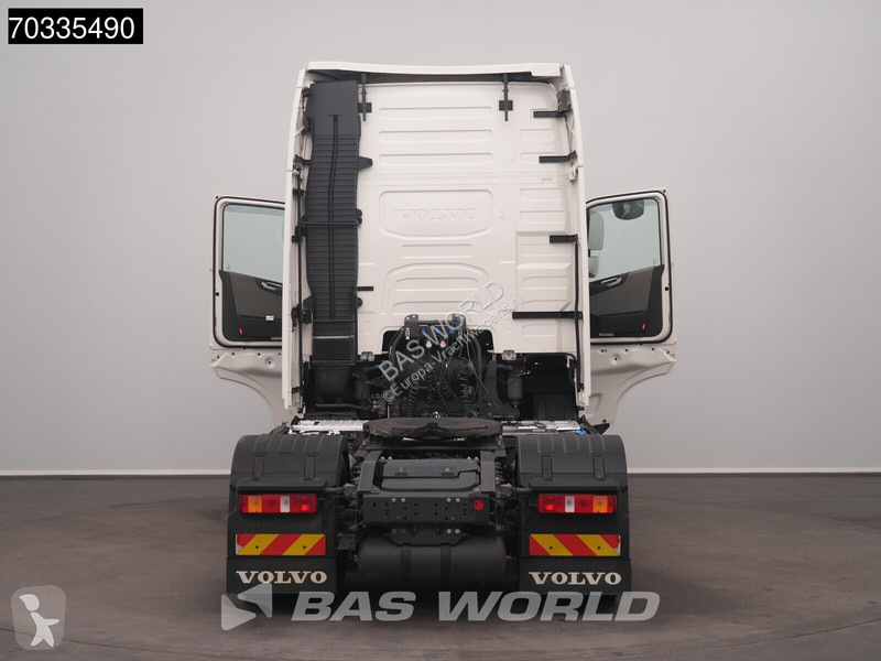 Tractor Volvo 500 4X2 XL 2x Tanks I-ParkCool ACC