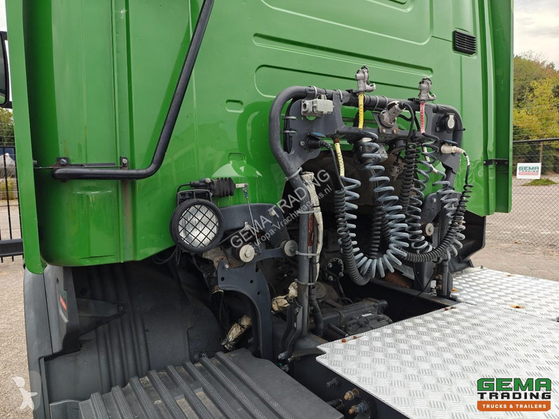 Cap tractor Scania 410 4x2 C19N CrownEdition...