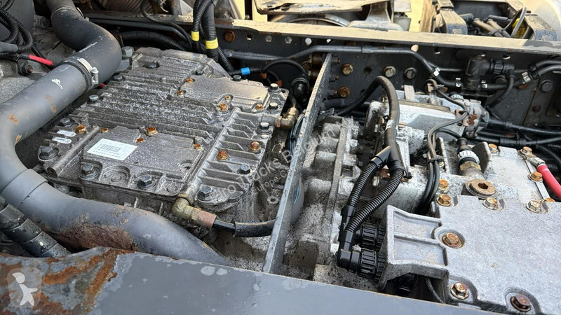 Cap tractor Renault 460 DXI (TRES PROPRE /...