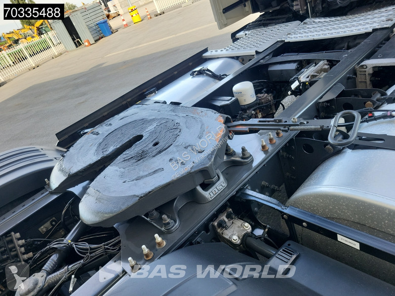 Тягач Volvo 500 4X2 XL 2x Tanks I-ParkCool ACC
