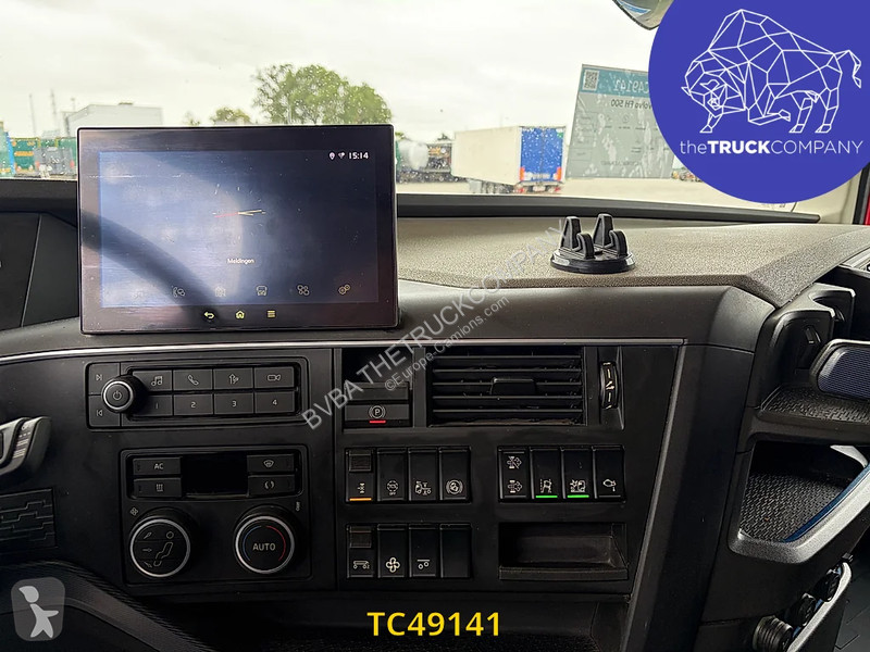 Тягач Volvo 500