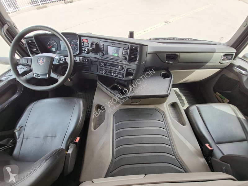 Ciągnik siodłowy Scania 450