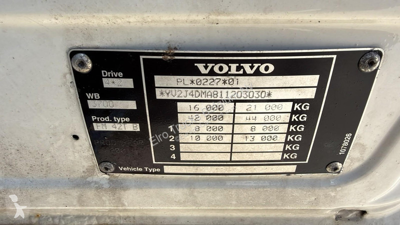 Tractor Volvo - 380 (MANUAL GEARBOX / BOITE...
