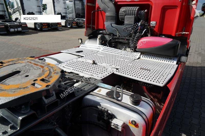 Тягач DAF CF 340
