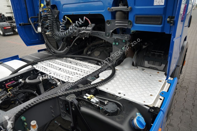 Тягач Scania