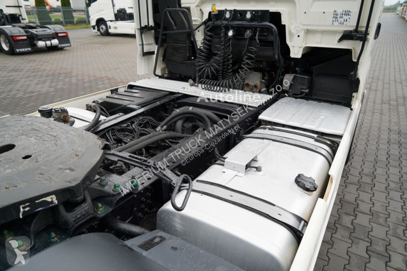 Тягач MAN TGX 18. 500