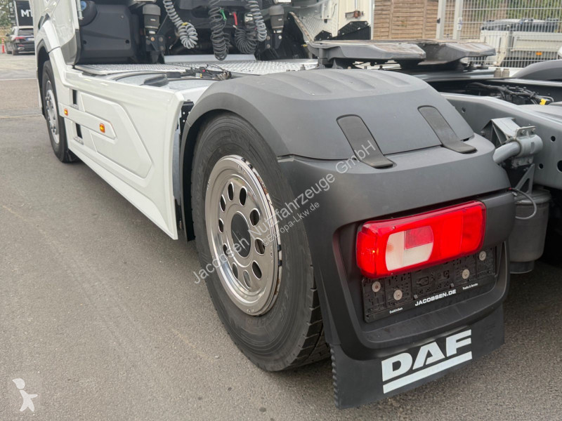 Влекач DAF 530 FT, Retarder, ACC, Standklima,...