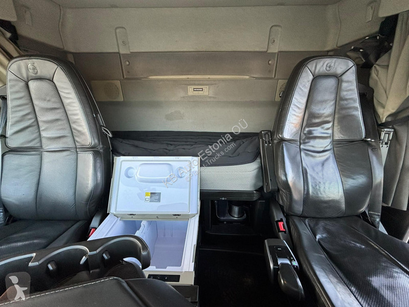 Cabeza tractora Volvo 500 6x4 TANDEM LIFT / 75T...