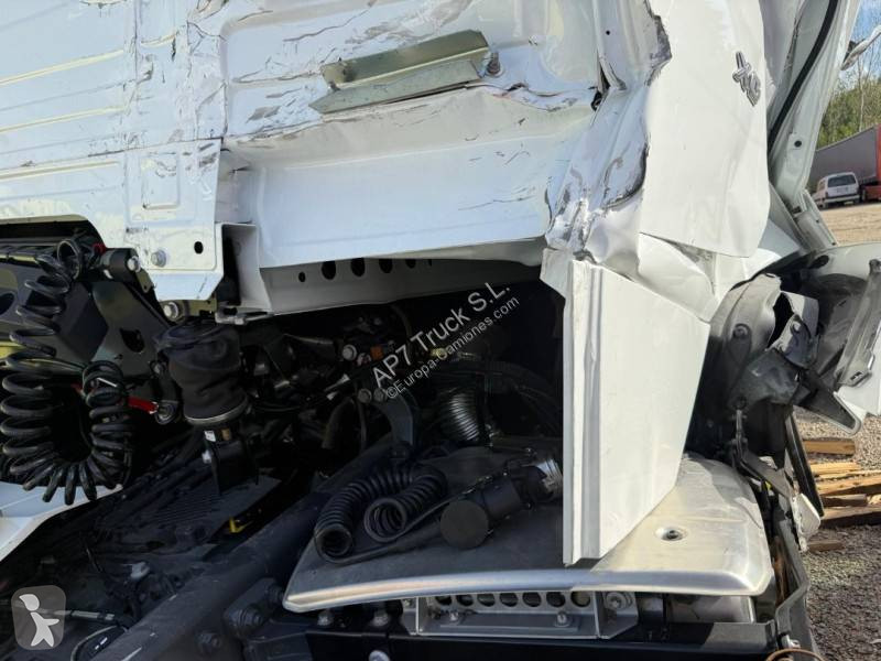 Traktor DAF 530