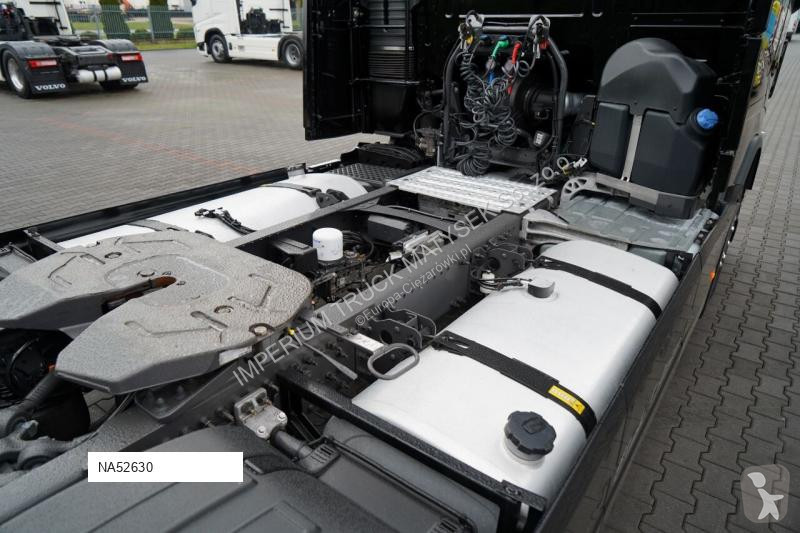 Влекач Volvo FH 500 / XXL / RETARDER / LOWDECK...