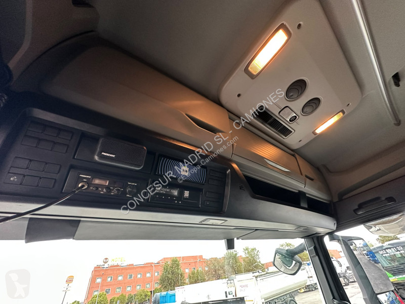 MAN  tractor unit