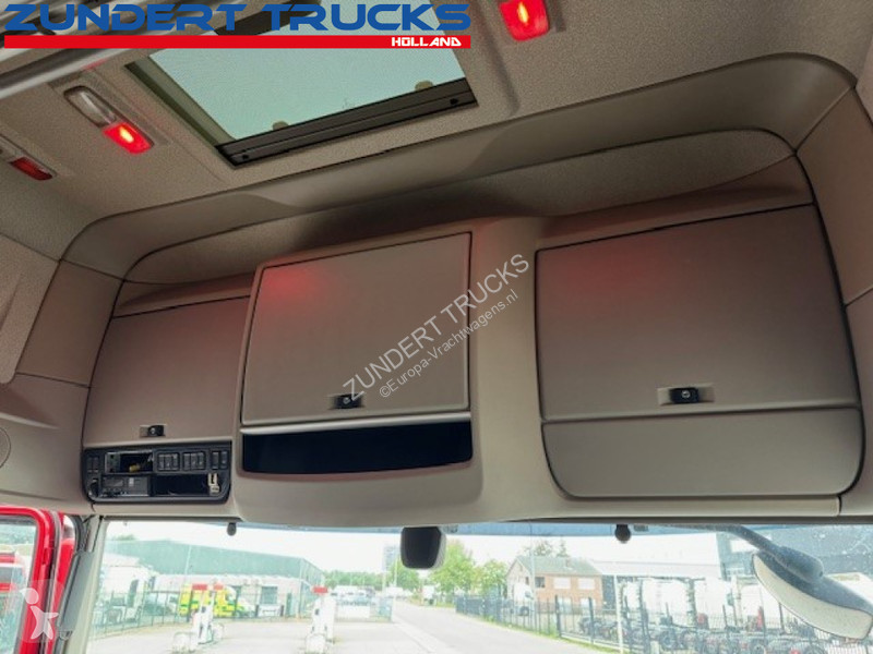DAF 440 SUPERSPACECAB tractor unit