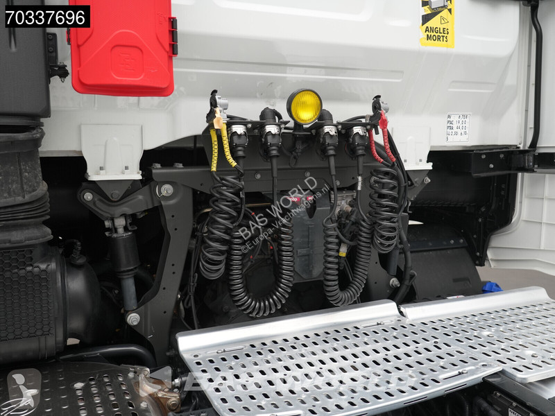 Iveco S-Way 460 4X2 Mega 2x Tanks Standklima...