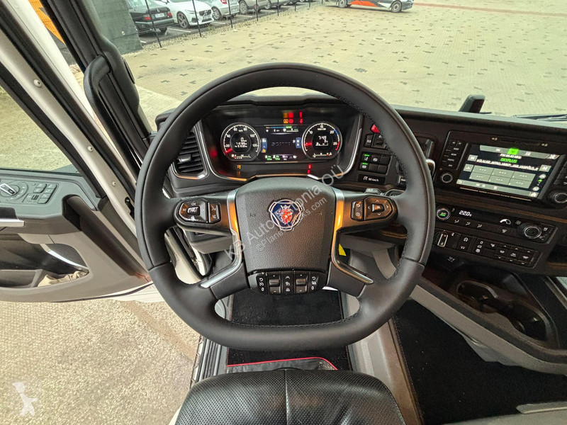 Scania R 500 6x2 RETARDER / DOUBE BOGIE tractor...