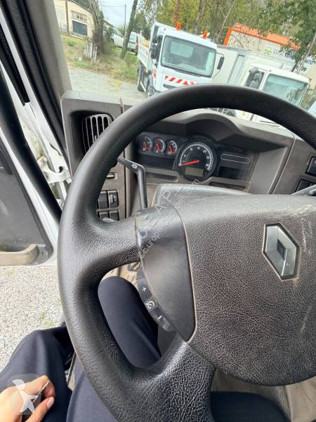 Renault 450 DXi tractor unit