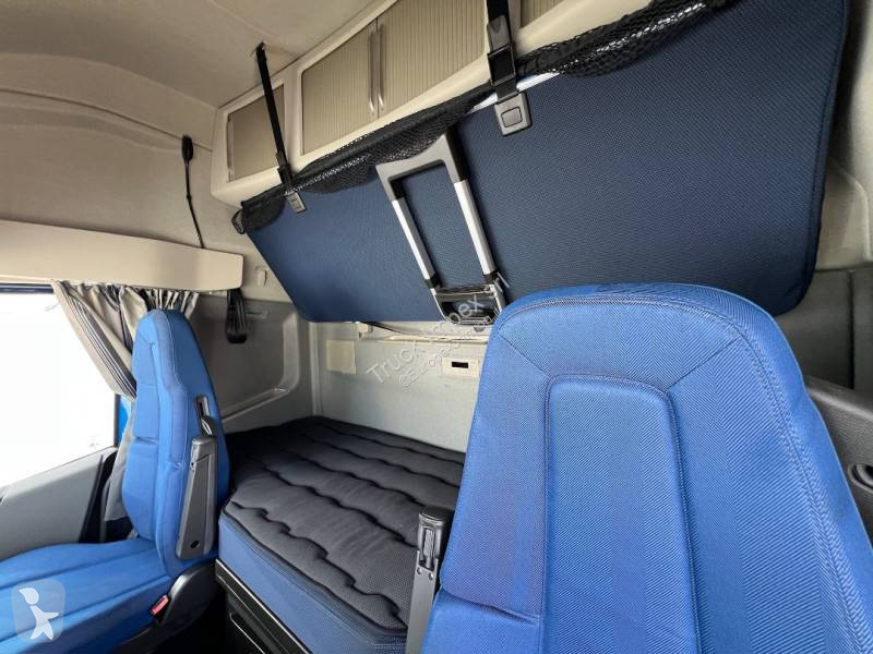 Tahač Volvo 500 Globetrotter XL