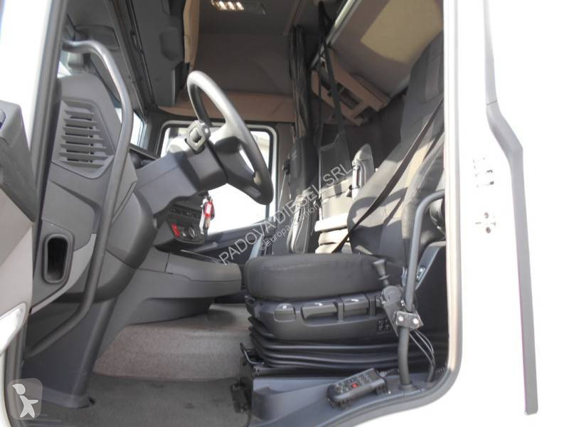 DAF 480 tractor unit