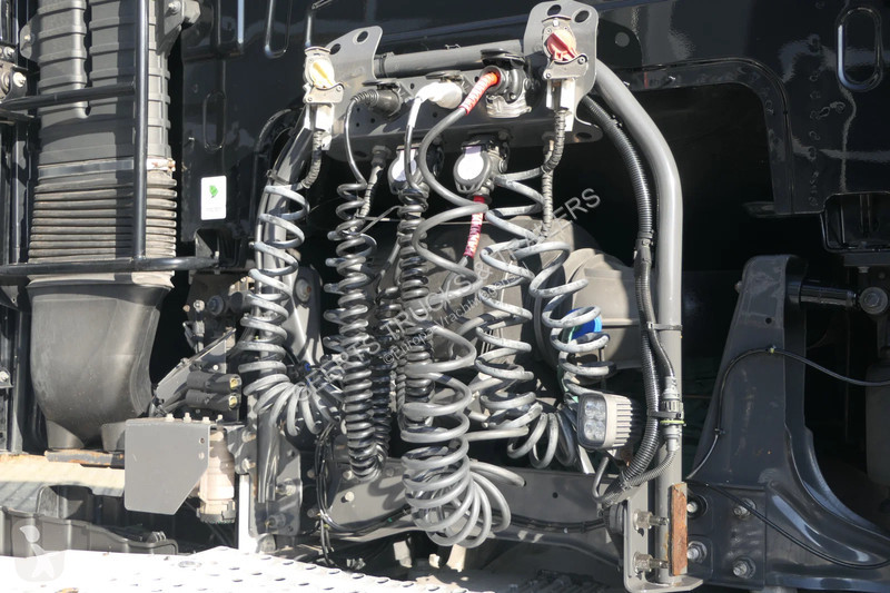Traktor Volvo 500 | I-PARK-COOL | 2 Tanks |...