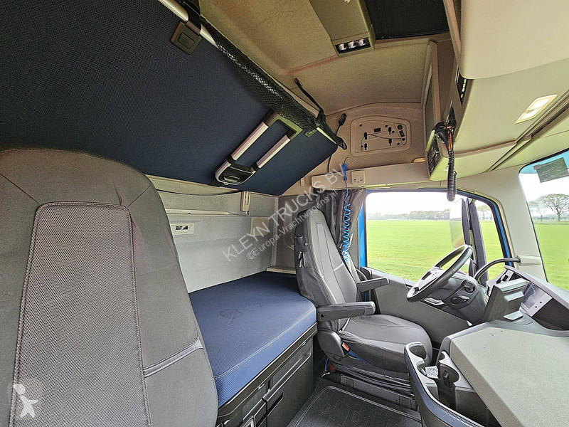 Volvo FH 460 tractor unit