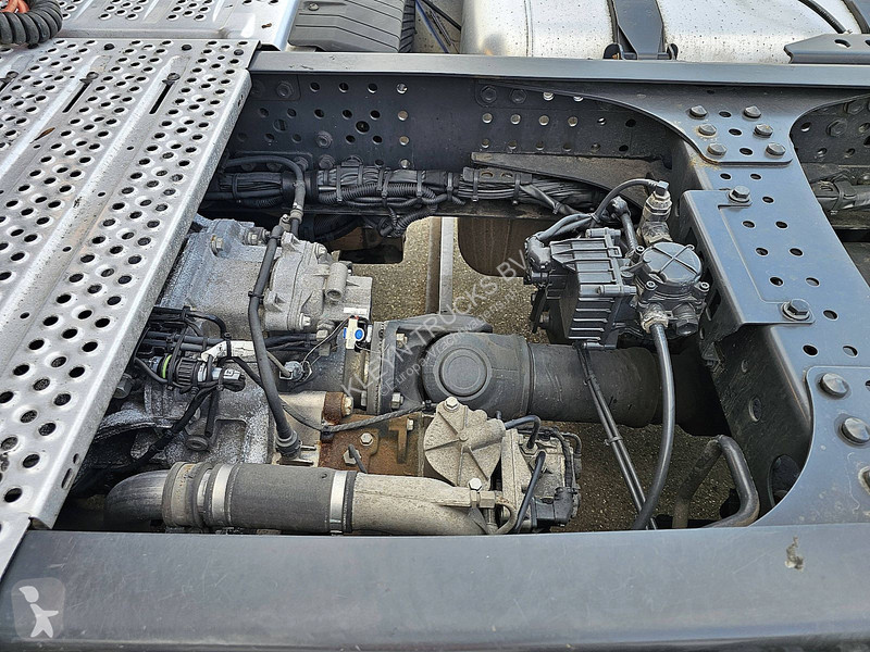 Mercedes ACTROS 1851  BIGSPACE RETARDER tractor...