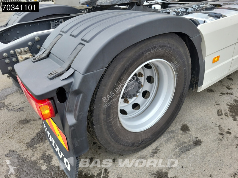 Traktor Volvo FM 460 4X2 Globe APK 09-2027 2x...