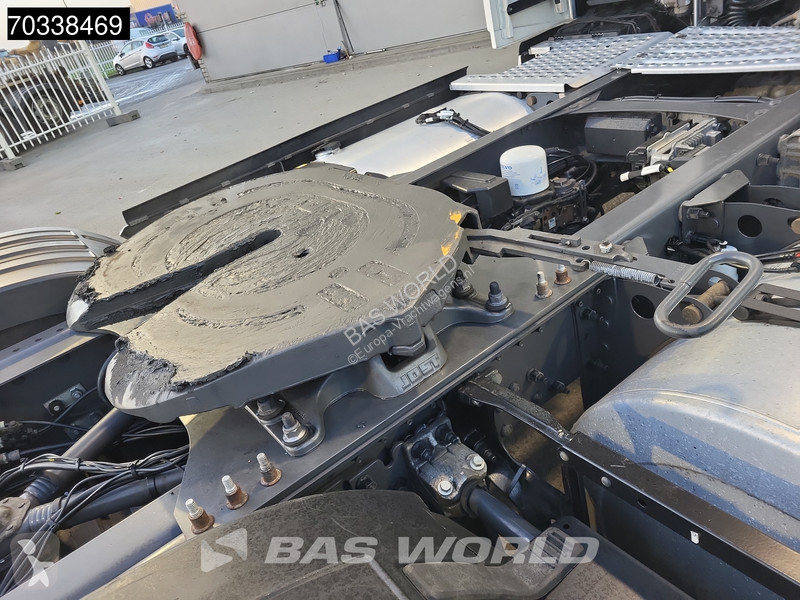 Tahač Volvo 500 4X2 XL 2x Tanks I-ParkCool ACC