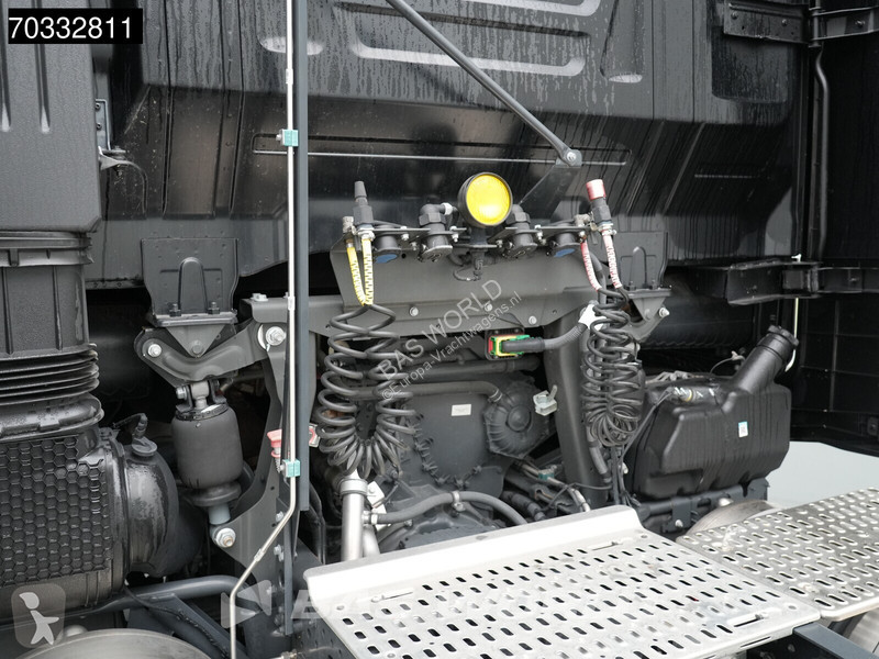 Tahač Iveco S-Way 460 4X2 Metallica Edition!...