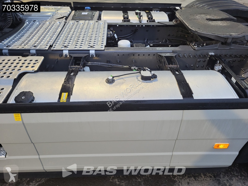 Cabeza tractora Volvo 500  4X2 XL Retarder 2x...