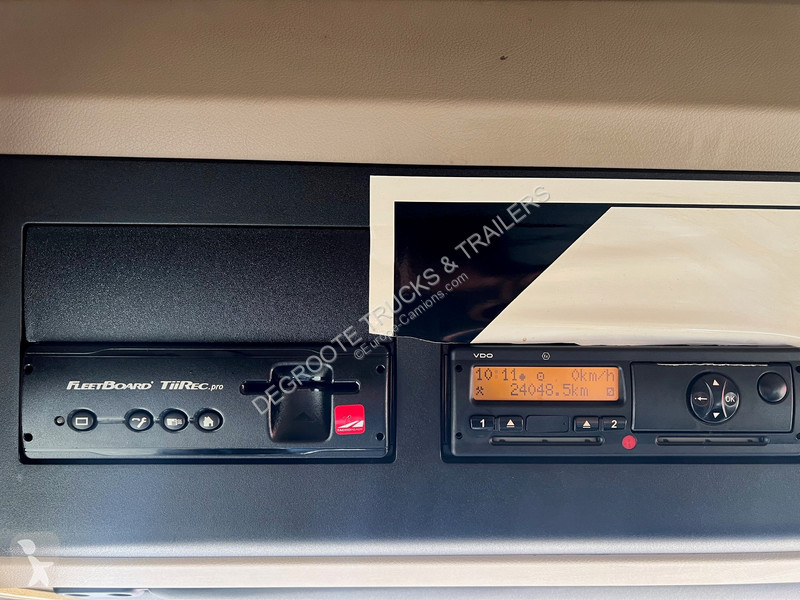 Traktor Mercedes 1845 BigSpace