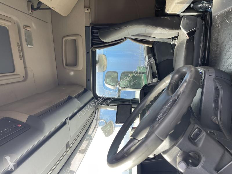 Traktor Scania 360