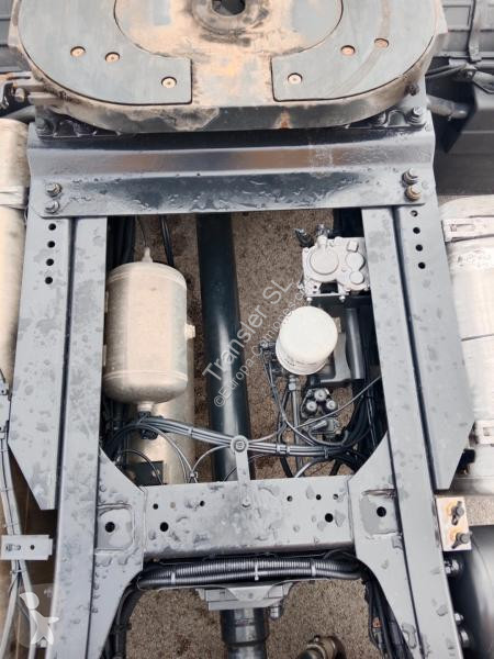 Traktor Iveco 460