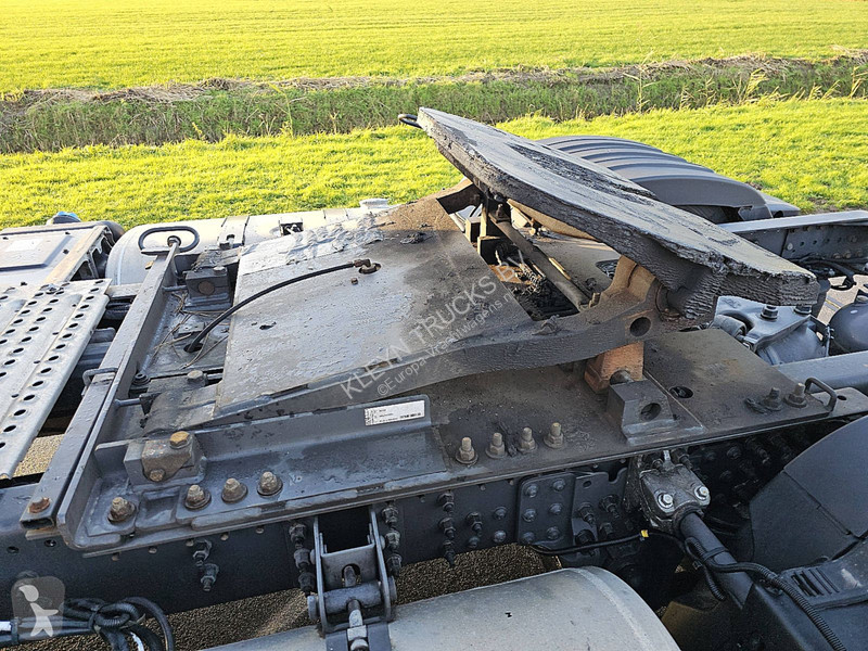 Tahač Volvo 500 XL HUBSATTEL X-LOW